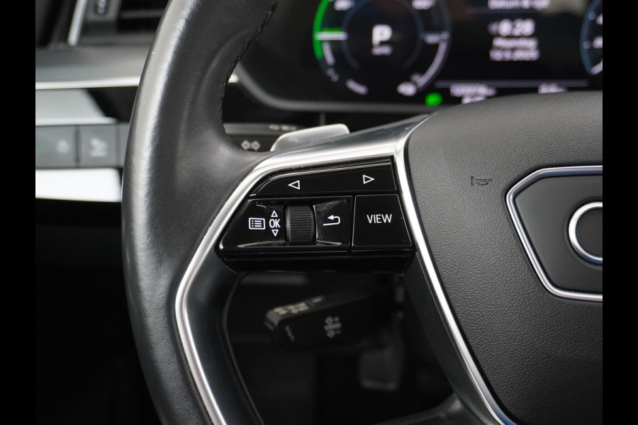 Audi e-tron ✅ 55 Quattro 95kWh 408PK AUT. Leder Luchtvering Audi-Sound-Sytem® Navi Park-assist PDC-a+v 19" LED Cruise Dab Virtual Cockpit Ke Elek.Achterklep Regen/Lichtsensor Bluetooth Wifi Grootste accu Fase 3 laden 1e Eigenaar Origineel Nederlandse Auto 1800KG trekvermogen