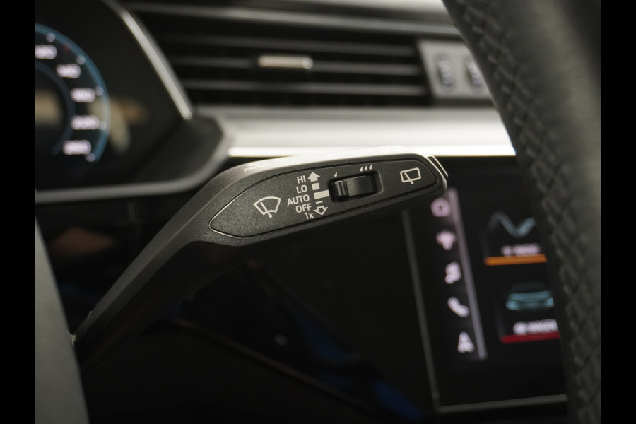 Audi e-tron ✅ 55 Quattro 95kWh 408PK AUT. Leder Luchtvering Audi-Sound-Sytem® Navi Park-assist PDC-a+v 19" LED Cruise Dab Virtual Cockpit Ke Elek.Achterklep Regen/Lichtsensor Bluetooth Wifi Grootste accu Fase 3 laden 1e Eigenaar Origineel Nederlandse Auto 1800KG trekvermogen