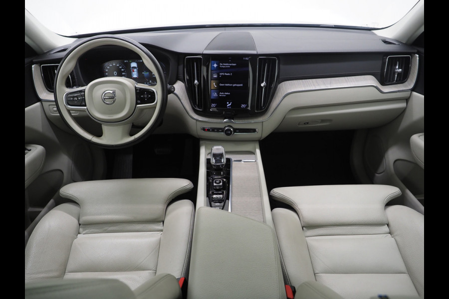 Volvo XC60 2.0 Recharge T8 AWD Inscription | Panoramadak | Pilot Assist | Keyless | Adaptive Cruise | Camera