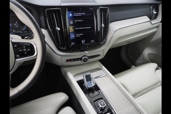 Volvo XC60 2.0 Recharge T8 AWD Inscription | Panoramadak | Pilot Assist | Keyless | Adaptive Cruise | Camera