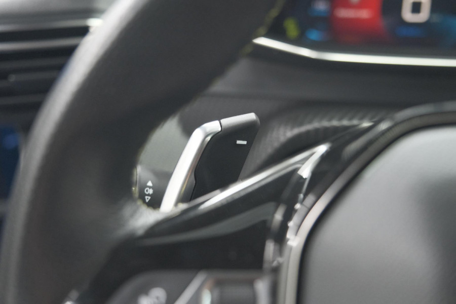 Peugeot 208 PureTech 130 GT-Line EAT8 | Camera | Panoramadak | Adaptieve Cruise Control