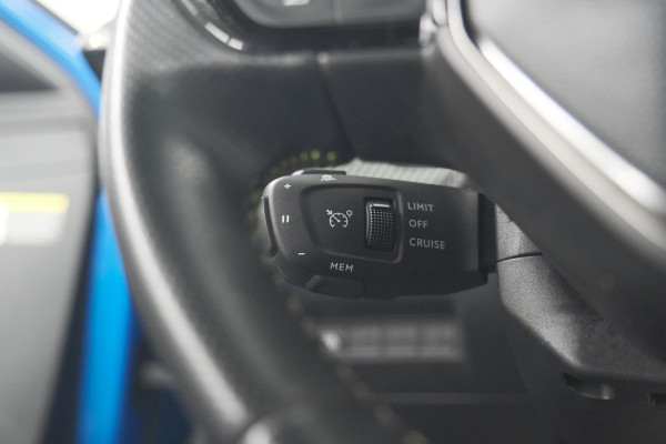 Peugeot 208 PureTech 130 GT-Line EAT8 | Camera | Panoramadak | Adaptieve Cruise Control