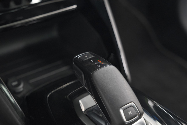 Peugeot 208 PureTech 130 GT-Line EAT8 | Camera | Panoramadak | Adaptieve Cruise Control