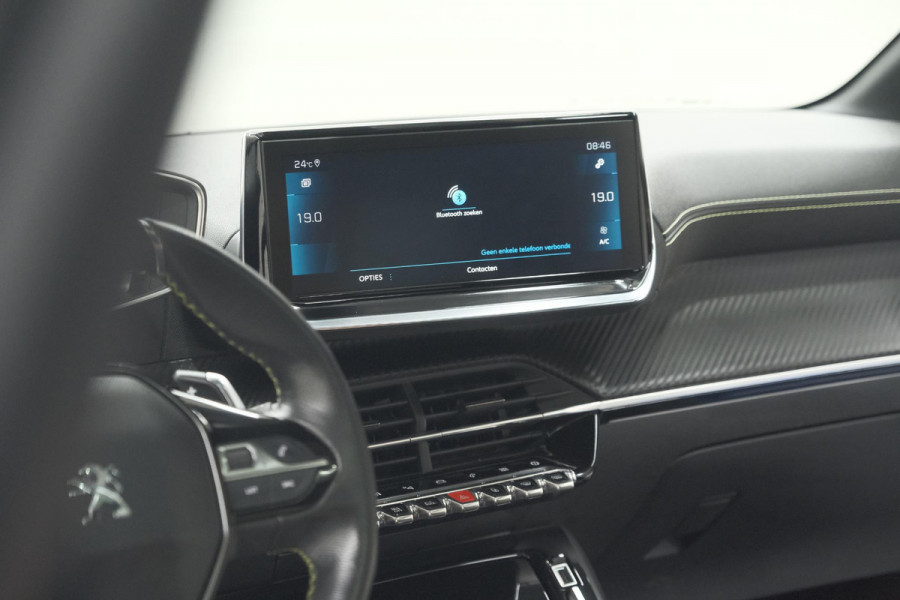 Peugeot 208 PureTech 130 GT-Line EAT8 | Camera | Panoramadak | Adaptieve Cruise Control