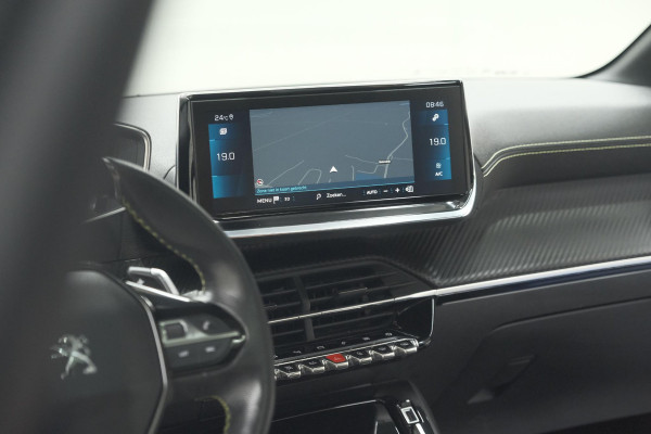 Peugeot 208 PureTech 130 GT-Line EAT8 | Camera | Panoramadak | Adaptieve Cruise Control