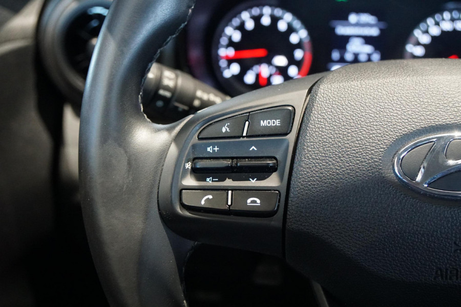 Hyundai i10 1.0 Comfort Smart + CAMERA / CARPLAY / NAVIGATIE