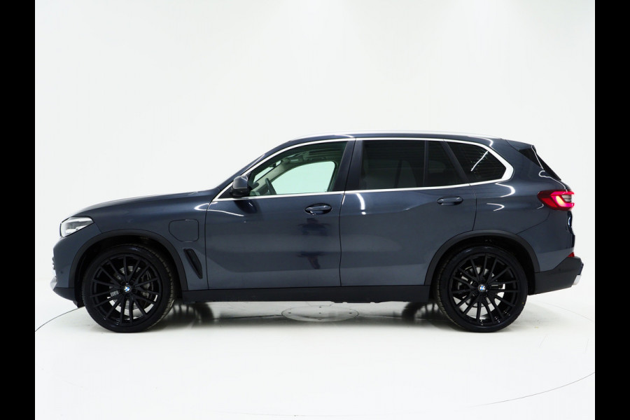 BMW X5 xDrive45e High Executive | Panoramadak | Luchtvering | 360 |  Adaptive Cruise | DAB | Carplay