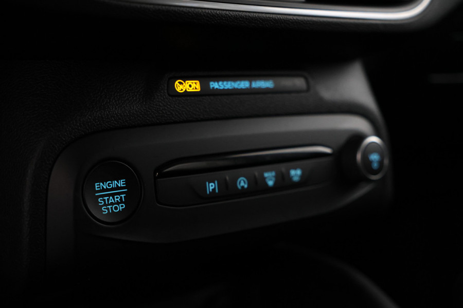 Ford FOCUS Wagon 1.5 EcoBlue ST Line X Headup display, Airco, Achteruitrijcamera, Cruise control