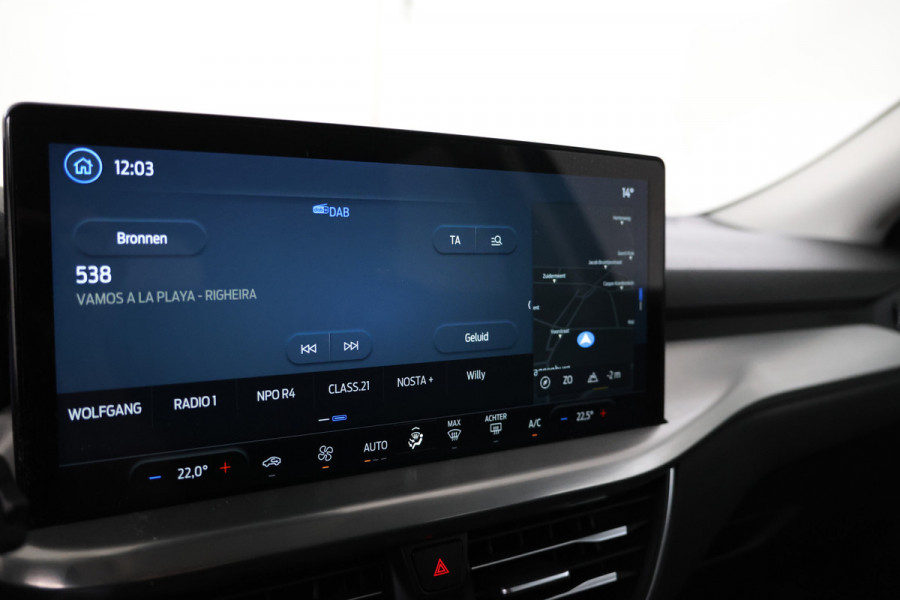 Ford FOCUS Wagon 1.5 EcoBlue ST Line X Headup display, Airco, Achteruitrijcamera, Cruise control