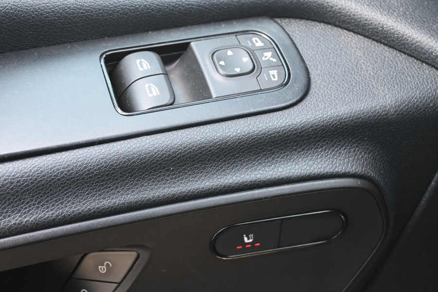 Mercedes-Benz Sprinter 317 CDI L2H2 Pro Navigatie met camera, Geveerde verwarmde stoel