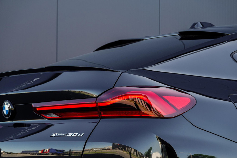 BMW X6 xDrive30d *M-Sport Pro / Luchtvering / Harman-Kardon / Stoelventilatie & -massage / Panorama Sky Lounge*