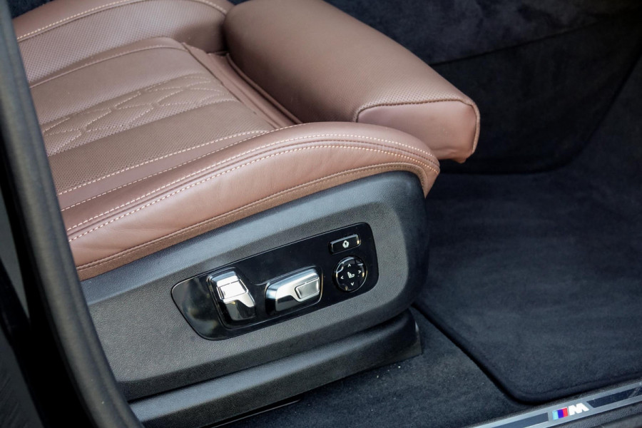 BMW X6 xDrive30d *M-Sport Pro / Luchtvering / Harman-Kardon / Stoelventilatie & -massage / Panorama Sky Lounge*