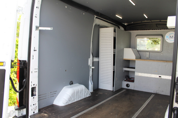 Ford Transit 350 2.0 TDCI 170PK Euro6 4x4 L2H2 Trend Plus AWD ✓ 4WD ✓ Dealer onderhouden ✓ 2x schuifdeur