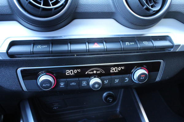 Audi Q2 35 TFSI 150pk CoD Sport S line AUTOMAAT NL-Auto NAP Clima Cruise Navi PDC 17"LMV