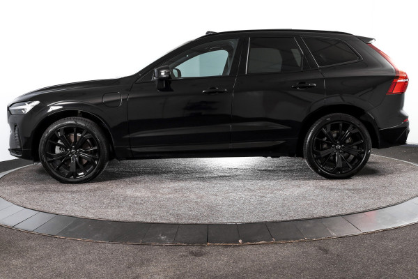 Volvo XC60 2.0 T6 Plug-in hybrid AWD Ultra Black Edition | S/K-Panodak | Elek. Trekhaak | Alarmklasse 3 | Dig. Cockpit | Adapt. Cruise | Memory Stoelen | Elek. Klep | Stoel-+stuurverw. | Camera | NAV+App. Connect | ECC | LM 21" | 0210