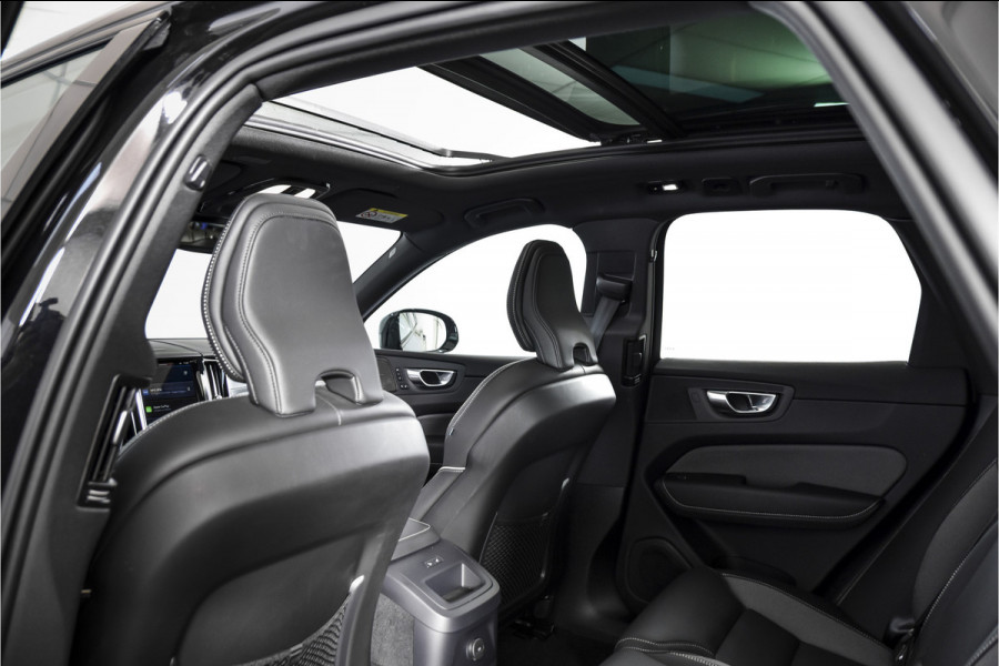 Volvo XC60 2.0 T6 Plug-in hybrid AWD Ultra Black Edition | S/K-Panodak | Elek. Trekhaak | Alarmklasse 3 | Dig. Cockpit | Adapt. Cruise | Memory Stoelen | Elek. Klep | Stoel-+stuurverw. | Camera | NAV+App. Connect | ECC | LM 21" | 0210