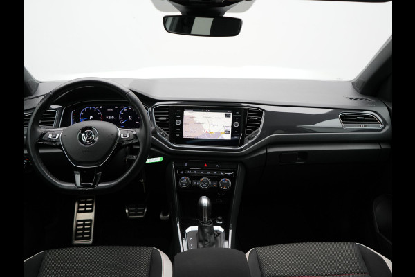 Volkswagen T-Roc 2.0 TSI 4Motion Sport 190pk DSG | Panodak | Adaptive Cruise | Camera | LED Koplampen | Navi | Stuur\Stoelverwaming | Spraakbediening |