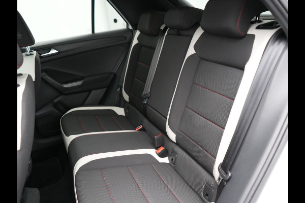 Volkswagen T-Roc 2.0 TSI 4Motion Sport 190pk DSG | Panodak | Adaptive Cruise | Camera | LED Koplampen | Navi | Stuur\Stoelverwaming | Spraakbediening |