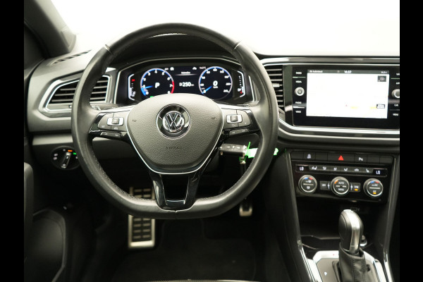 Volkswagen T-Roc 2.0 TSI 4Motion Sport 190pk DSG | Panodak | Adaptive Cruise | Camera | LED Koplampen | Navi | Stuur\Stoelverwaming | Spraakbediening |