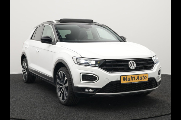 Volkswagen T-Roc 2.0 TSI 4Motion Sport 190pk DSG | Panodak | Adaptive Cruise | Camera | LED Koplampen | Navi | Stuur\Stoelverwaming | Spraakbediening |