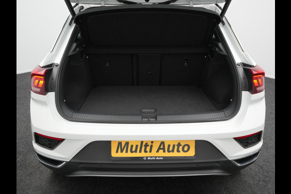 Volkswagen T-Roc 2.0 TSI 4Motion Sport 190pk DSG | Panodak | Adaptive Cruise | Camera | LED Koplampen | Navi | Stuur\Stoelverwaming | Spraakbediening |