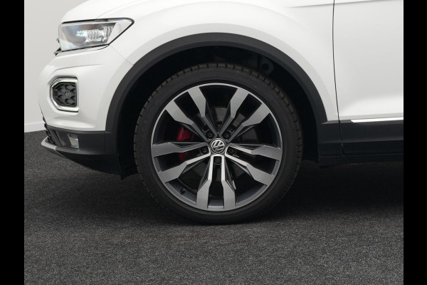 Volkswagen T-Roc 2.0 TSI 4Motion Sport 190pk DSG | Panodak | Adaptive Cruise | Camera | LED Koplampen | Navi | Stuur\Stoelverwaming | Spraakbediening |