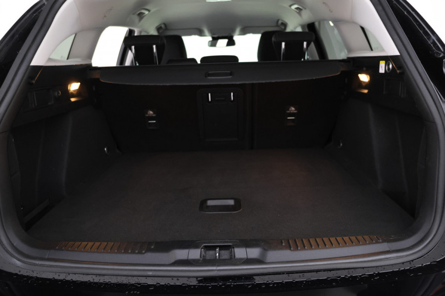 Ford FOCUS Wagon 1.5 EcoBlue ST Line X Business Trekhaak, Leer, Apple Carplay, Airco, PDC, Camera
