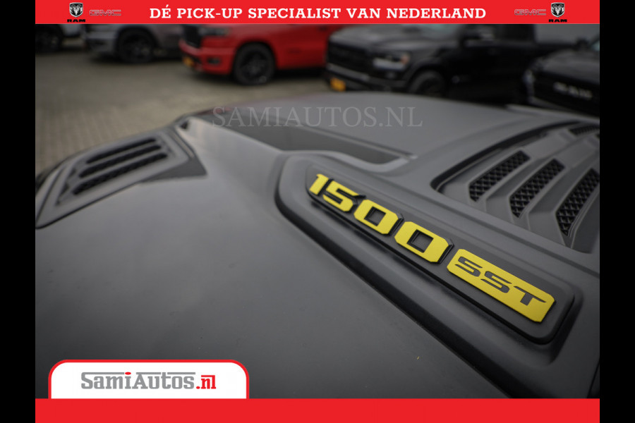 Dodge Ram 1500 Night Premium | Full Option | De Meest Luxe Pick-Up in zijn Klasse | Comfortabele Dubbele Cabine met Royale 5 Zitplaatsen | BPM vrij | Nu Leverbaar uit Voorraad | Voorraad Nr 2284 - 3855