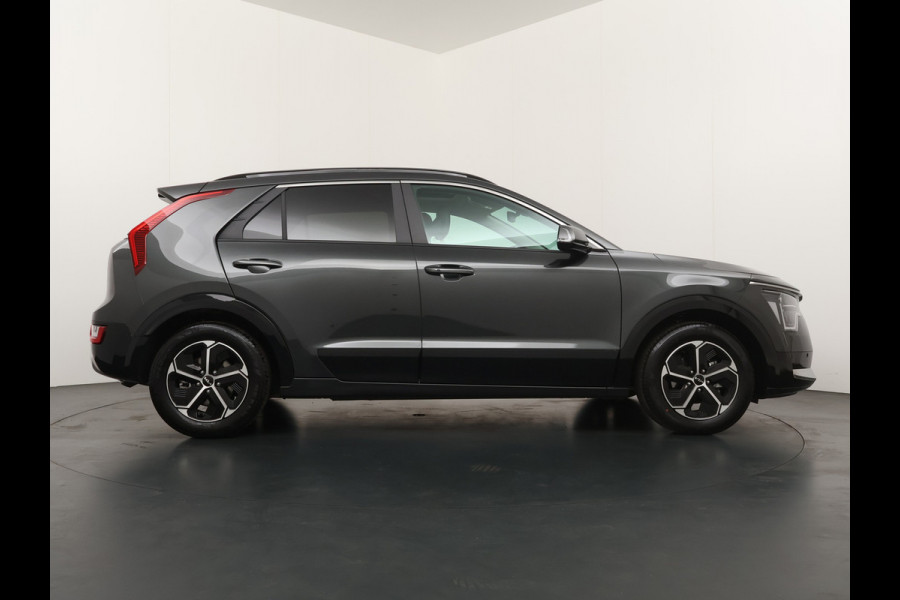 Kia Niro 1.6 GDi Hybrid DynamicPlusLine Apple Carplay/Android Auto - Cruise Control Adaptief - Dodehoekdetectie - LED Komlampen - Navigatie - Stoel-/stuur verwarming Fabrieksgarantie tot 01-2031