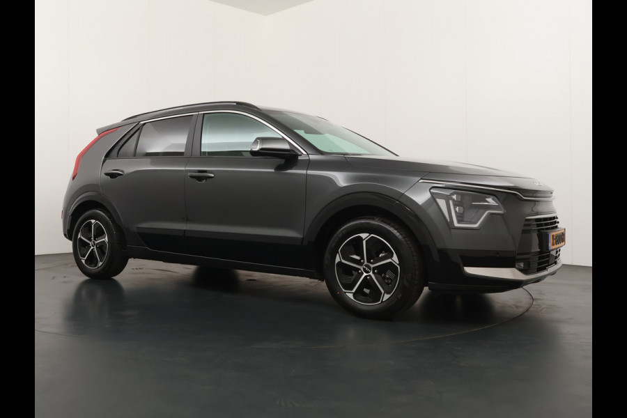 Kia Niro 1.6 GDi Hybrid DynamicPlusLine Apple Carplay/Android Auto - Cruise Control Adaptief - Dodehoekdetectie - LED Komlampen - Navigatie - Stoel-/stuur verwarming Fabrieksgarantie tot 01-2031