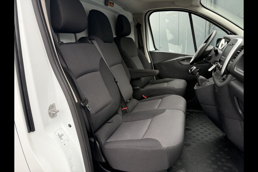 Fiat Talento 2.0 MultiJet 146 PK / L1H1 / 1e EIG. / AIRCO / CRUISE / DAB / TREKHAAK / 3-ZITS
