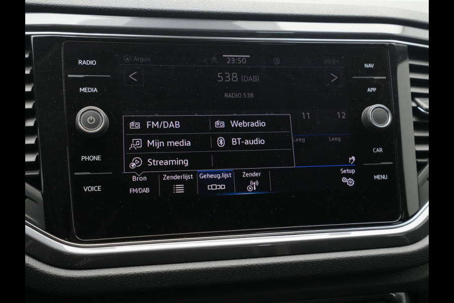Volkswagen T-Roc 1.5 TSI 150pk DSG Sport Camera Led Keyless Stoelverwarming