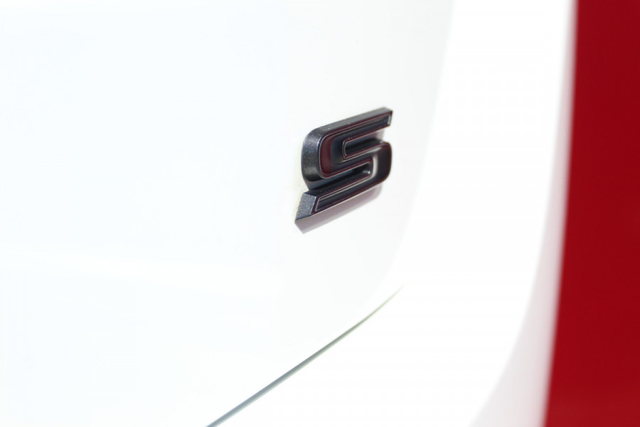 Jeep Compass 1.3T 150 S Automaat Schuif/kantel dak | Volledig lederen bekleding en elektrische voorstoelen