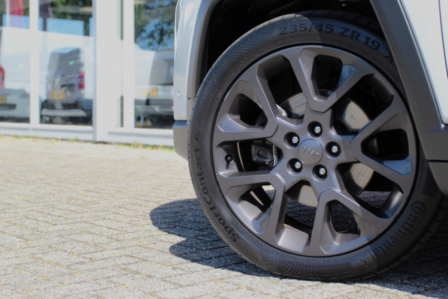 Jeep Compass 1.3T 150 S Automaat Schuif/kantel dak | Volledig lederen bekleding en elektrische voorstoelen