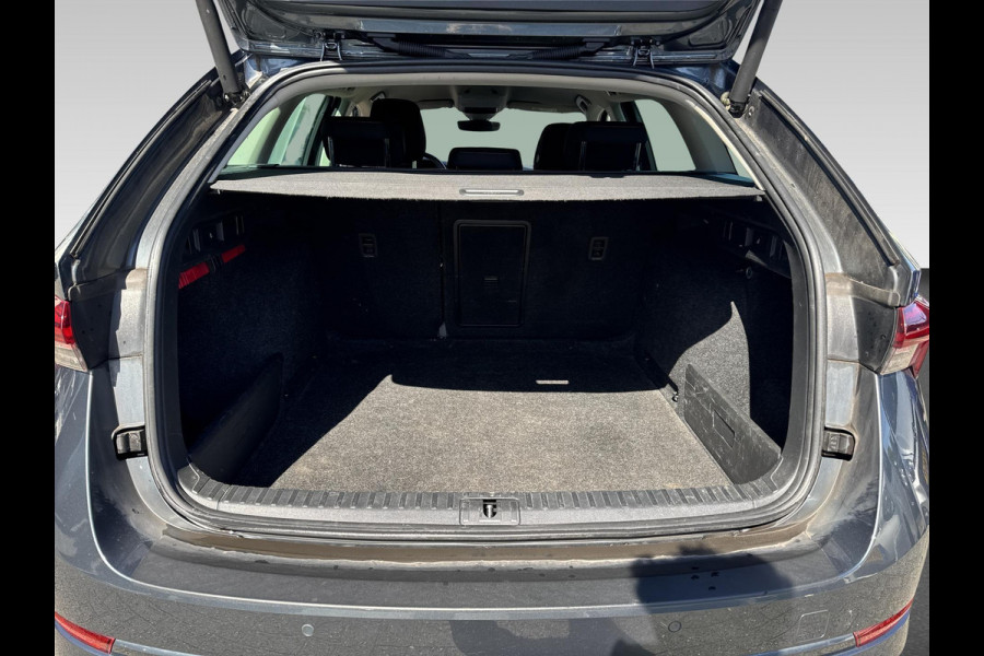 Škoda Octavia Combi 1.0 TSI Business Edition Plus | virtual cockpit | head-up display | memorystoelen | elektrische achterklep | allseason banden