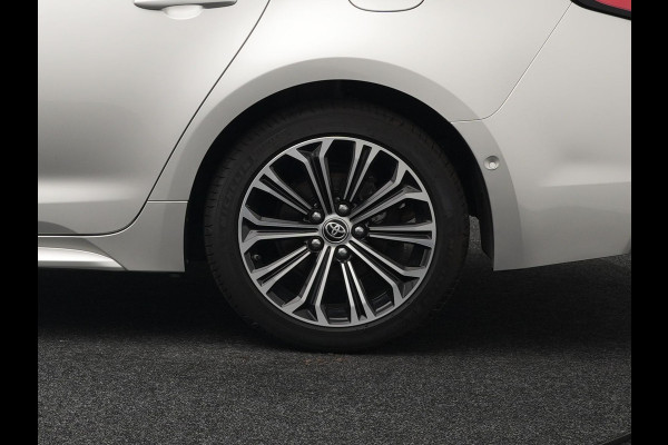 Toyota Corolla Touring Sports 2.0 Hybrid Dynamic 181pk | Adaptive Cruise | LED | Carplay | Stuur & Stoelverwarming | Camera | DAB |