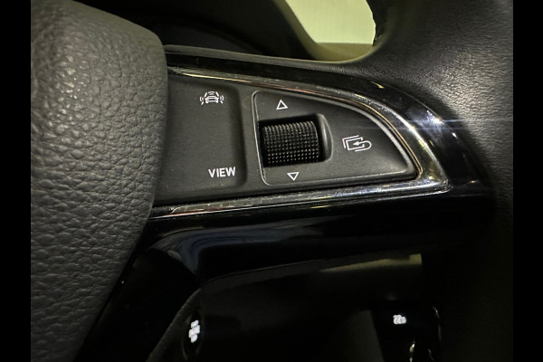 Škoda Kodiaq 1.5 TSI Limited Business Edition 7p. PANO/ ADAPTIVE