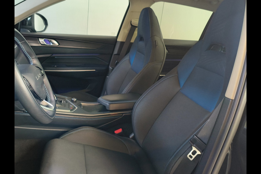 Lynk & Co 01 1.5 261PK Plug-in Hybrid * 360* camera Pano/dak Apple/Carplay Adaptive/Cruise Rijklaar + 12 maanden Bovag-garantie Henk Jongen Auto's in Helmond,  al 50 jaar service zoals 't hoort!