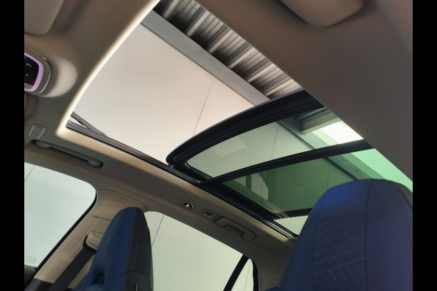 Lynk & Co 01 1.5 261PK Plug-in Hybrid * 360* camera Pano/dak Apple/Carplay Adaptive/Cruise Rijklaar + 12 maanden Bovag-garantie Henk Jongen Auto's in Helmond,  al 50 jaar service zoals 't hoort!