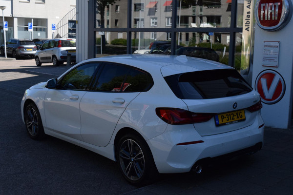 BMW 1-serie 118i Bus.Ed.17"|Sportst.|Led|Digitaal|Carplay|