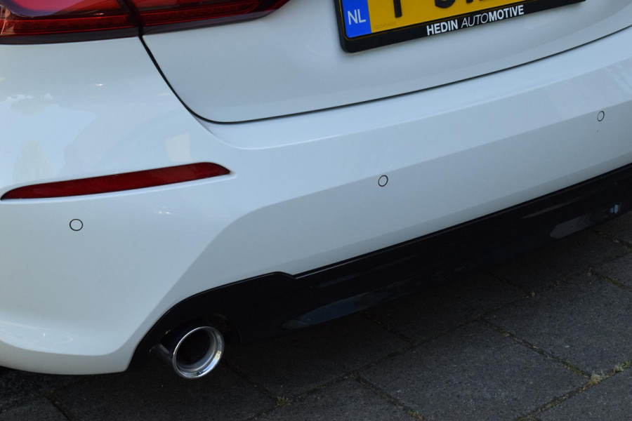 BMW 1-serie 118i Bus.Ed.17"|Sportst.|Led|Digitaal|Carplay|