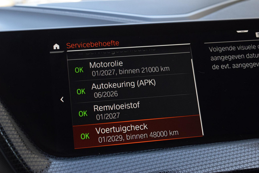 BMW 1-serie 118i Bus.Ed.17"|Sportst.|Led|Digitaal|Carplay|