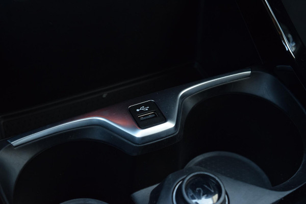 BMW 1-serie 118i Bus.Ed.17"|Sportst.|Led|Digitaal|Carplay|