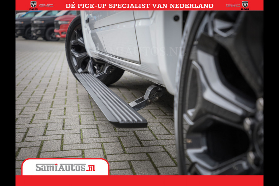 Dodge Ram Limited Night | 5.7 V8 Hemi Full Option | Comfortabele Dubbele Cabine met Royale 5 Zitplaatsen | De Meest Luxe en Volle Pick-Up in zijn Klasse | BPM vrij | Nu Leverbaar uit Voorraad | Voorraad Nr v45lpr