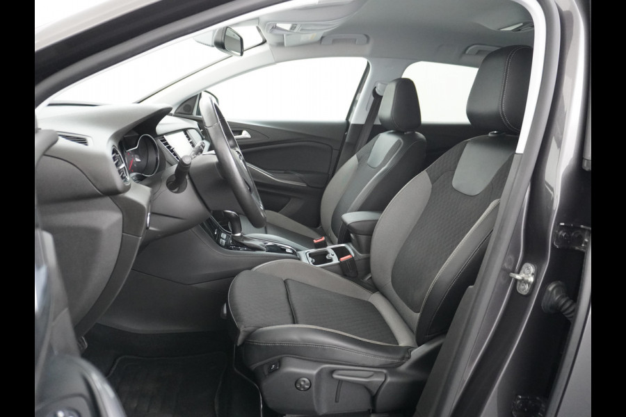 Opel Grandland X T131PK AUT-8 Navi Apple Carplay Android Ecc Elek.Achterklep AGR-Stoelen Stuur/Stoelverwarming Cruise Control Pdc Keyless Led Bus Regen/Lichtsensor Dodehoeksensor Rijstrooksensor Verkeersbordlezer Winterpakket DAB+ Lmv 18" 1.2 Turbo 1e Eigenaar € 35.000 nieuw Origineel Nederlandse auto