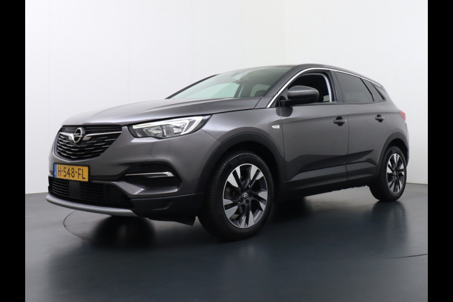 Opel Grandland X T131PK AUT-8 Navi Apple Carplay Android Ecc Elek.Achterklep AGR-Stoelen Stuur/Stoelverwarming Cruise Control Pdc Keyless Led Bus Regen/Lichtsensor Dodehoeksensor Rijstrooksensor Verkeersbordlezer Winterpakket DAB+ Lmv 18" 1.2 Turbo 1e Eigenaar € 35.000 nieuw Origineel Nederlandse auto