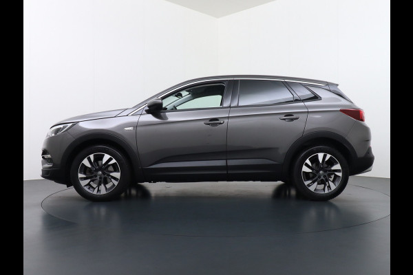 Opel Grandland X T131PK AUT-8 Navi Apple Carplay Android Ecc Elek.Achterklep AGR-Stoelen Stuur/Stoelverwarming Cruise Control Pdc Keyless Led Bus Regen/Lichtsensor Dodehoeksensor Rijstrooksensor Verkeersbordlezer Winterpakket DAB+ Lmv 18" 1.2 Turbo 1e Eigenaar € 35.000 nieuw Origineel Nederlandse auto