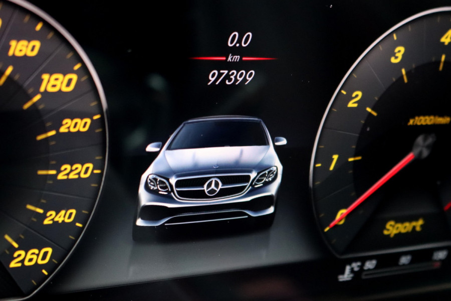 Mercedes-Benz E-Klasse Cabrio 200 AMG Line Premium Aut9 | Airscarf | Burmester | Memory | HUD | Surround Camera | Dodehoekassistent | Intelligent Light System | Cabrioletcomfortpakket |