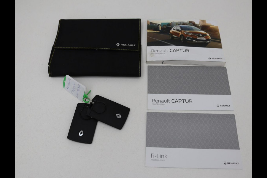 Renault Captur 0.9 TCe Edition One | Leder | Achteruitrijcamera | Stoelverwarming | Navigatie | Cruise Control | Apple CarPlay | keyless entry | DAB | LMV