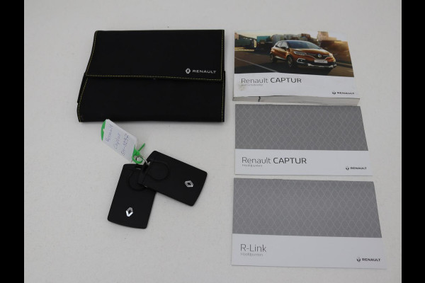 Renault Captur 0.9 TCe Edition One | Leder | Achteruitrijcamera | Stoelverwarming | Navigatie | Cruise Control | Apple CarPlay | keyless entry | DAB | LMV